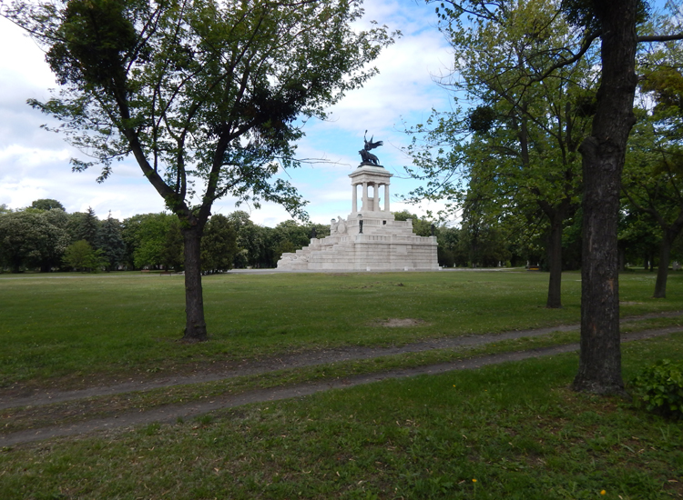 Budapest - Kerepesi Cemetery, Kossuth Mausoleum