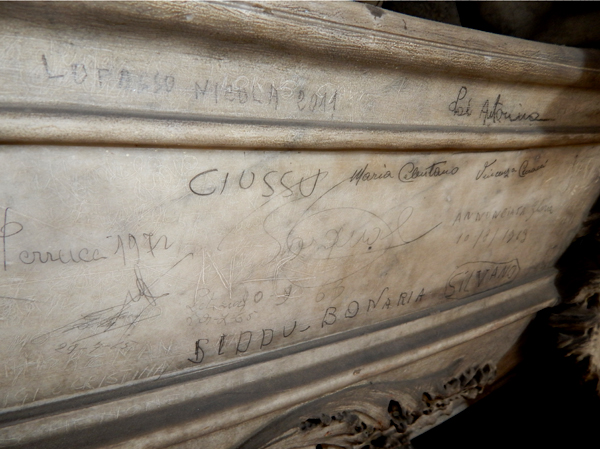 Carpaneto Monument, Staglieno, Genova, graffiti vandalism