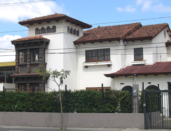 San Jose, house with wood facade extension - wide view