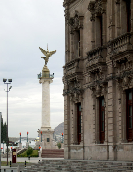 Chihuahua - Angel de la Libertad, view #2
