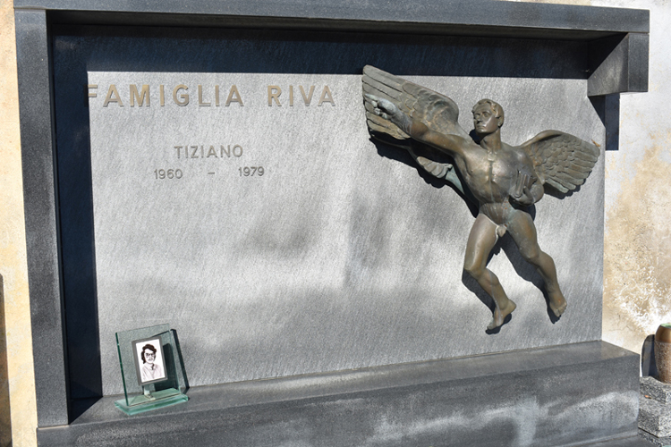 Sant-Abbondio Cemetery - Tomba Riva