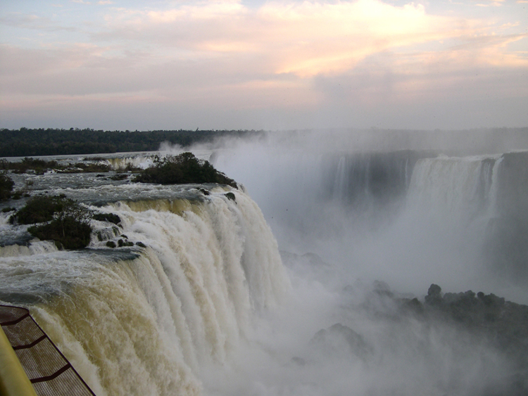 Iguacu Falls - Brasil side