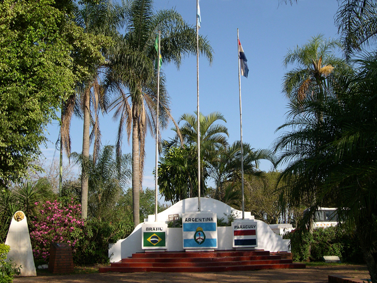 Paraguay, Argentina, Brasil intersection