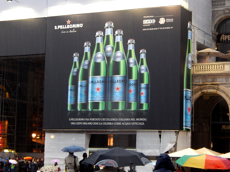 Milano Duomo - San Pellegrino parody