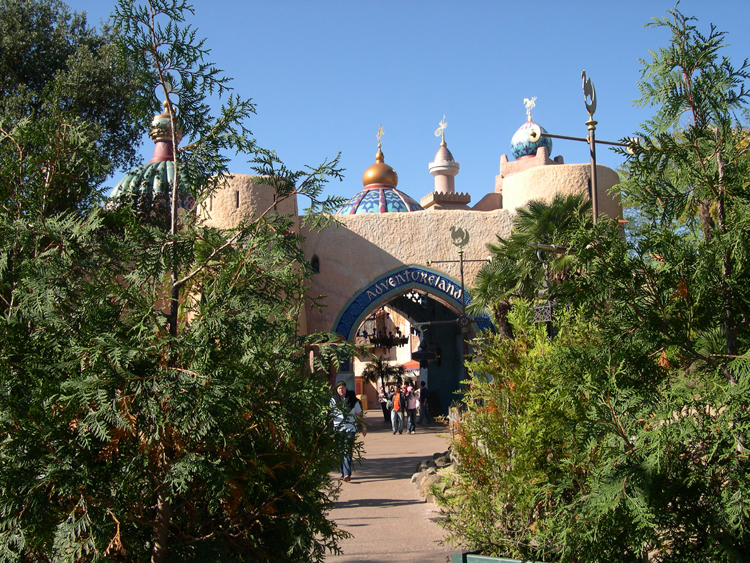 EuroDisney - Adventureland entrance