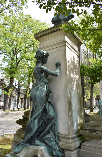 Burdeau monument, Cimetiere du Pere Lachaise