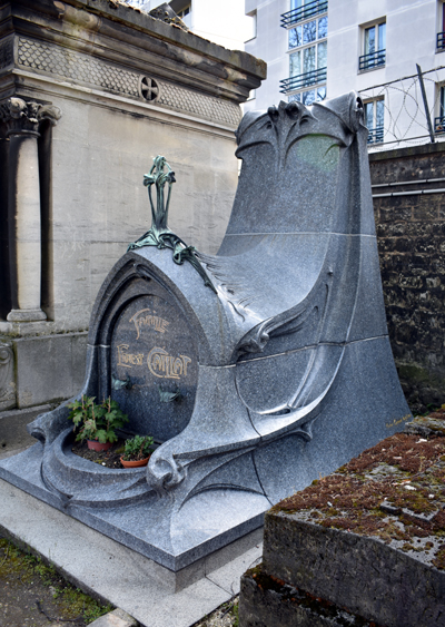 Guimard-Caillat grave, Cimetiere du Pere Lachaise