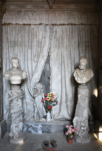 Birocchi-Berola chapel, Cimitero di Bonaria, Cagliari