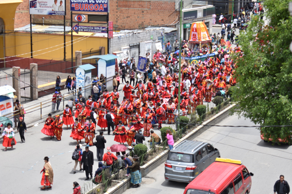 Dia de Todos los Santos parade, La Paz, Bolivia