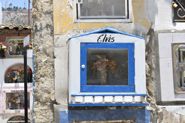 Elvis niche, Cementerio General, La Paz, Bolivia
