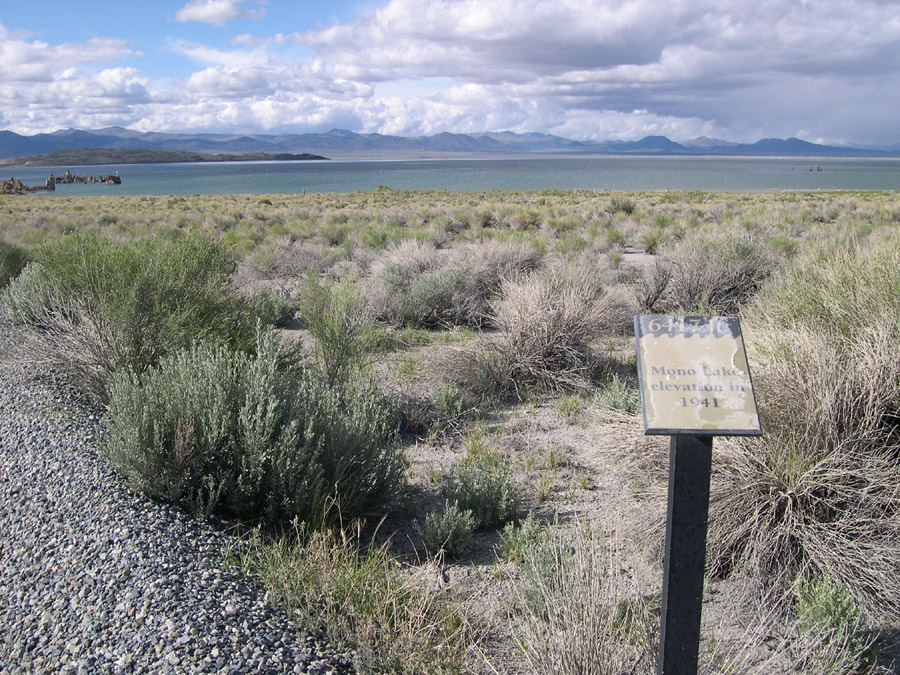 Mono Lake, California, South Tufa